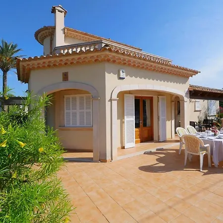 Ideal Mallorca - Celia Port de Alcudia (Mallorca)