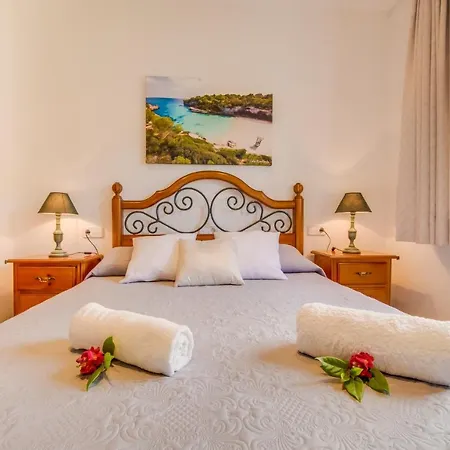 Ideal Mallorca - Celia Port de Alcudia (Mallorca)